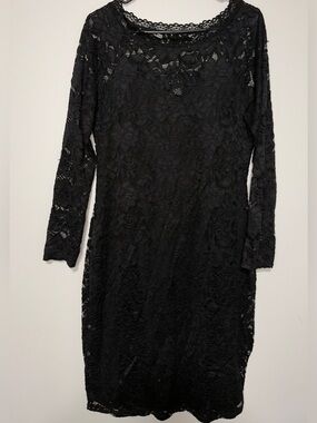 Black Lace Midi Dress with Long Sleeves - Classic Women's Evening Dress